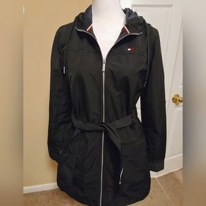 NWT Tommy Hilfiger Womens Hooded Belted Jacket Anorak Black Sz Medium  MSRP $129